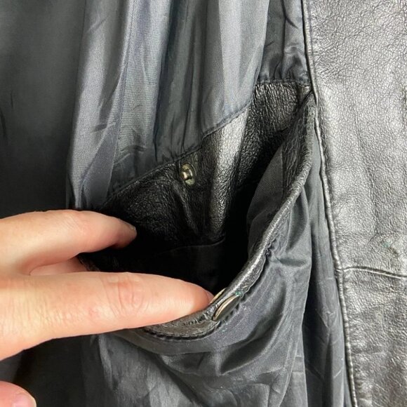 Vintage Wilsons 100% Leather Jacket World Flags Embroidered Patches Mens Coat XL - Picture 7 of 11